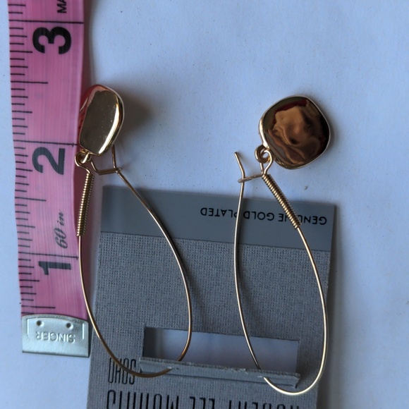 New Vintage Robert Lee Morris earrings. Gold-plated drop dangle 2 1/4+. - Picture 5 of 6